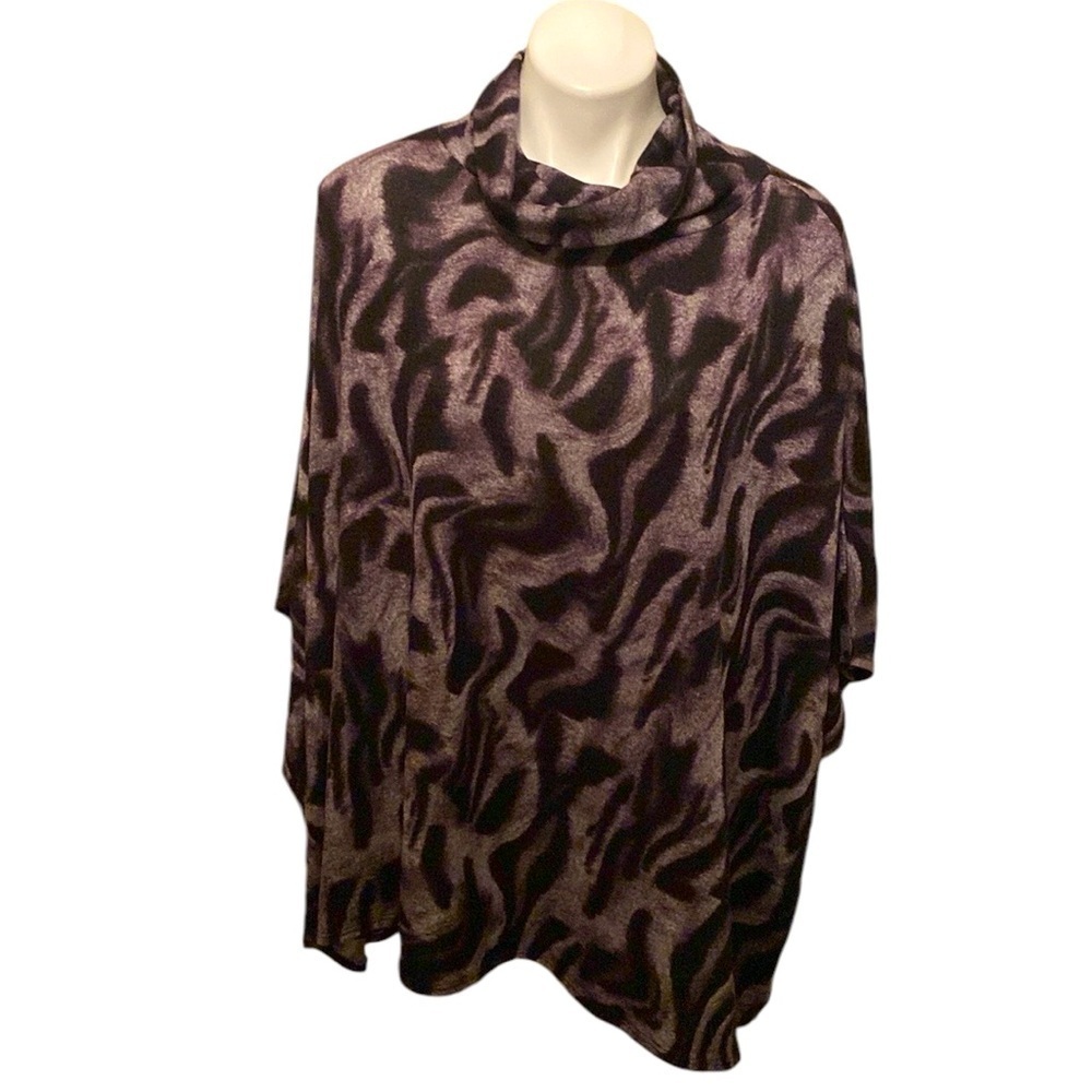 Carole Christian Women’s Purple Abstract Turtleneck Poncho Size Medium